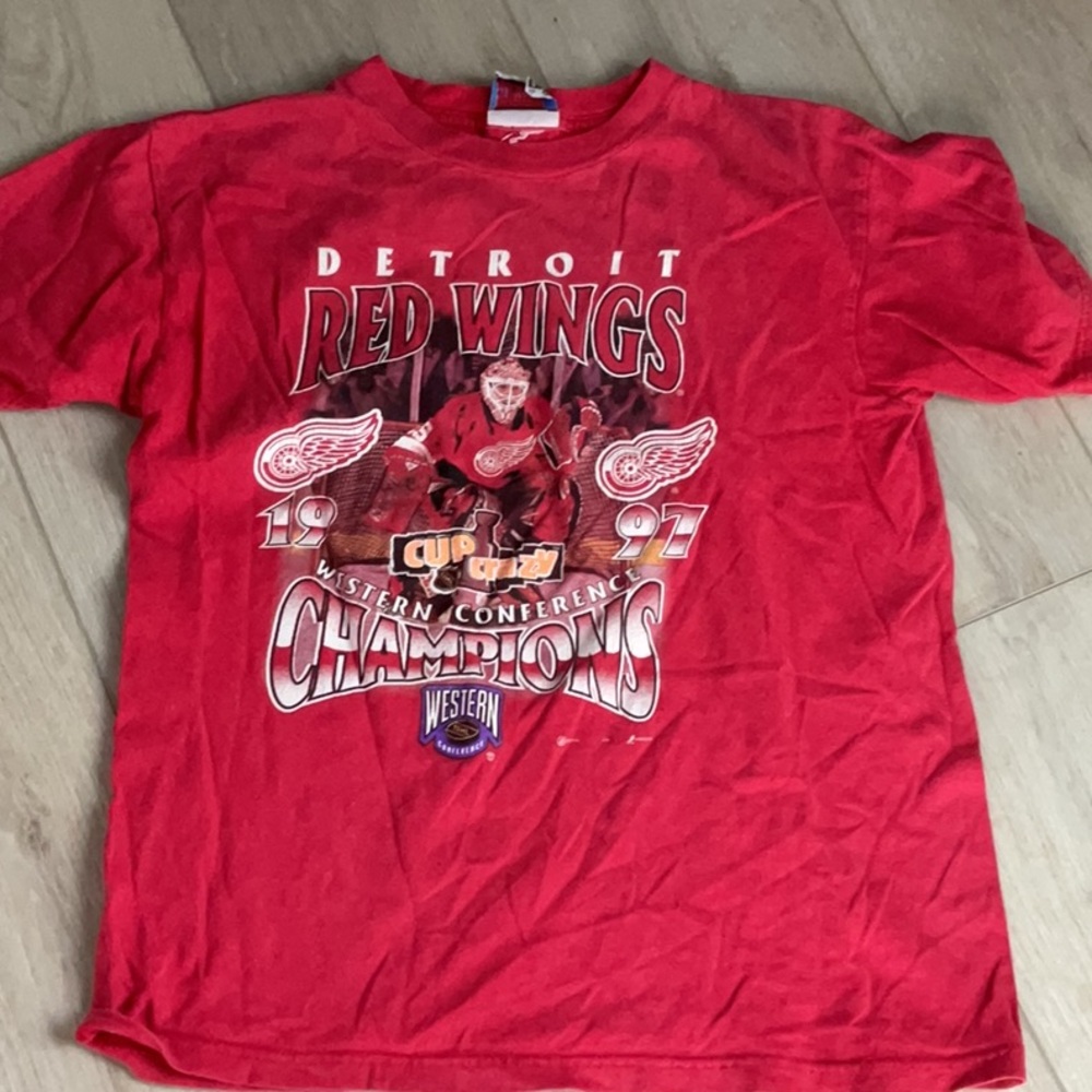 Vintage Detroit Red Wings 1997 western conference tee shirt